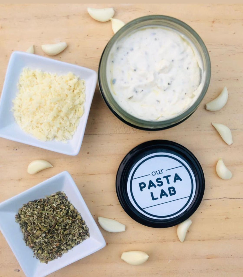 Alfredo Pasta Sauce - Rich & Creamy Italian White Sauce