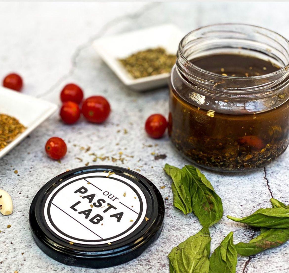 Aglio e Olio Pasta Sauce – Authentic Garlic & Olive Oil Italian Sauce
